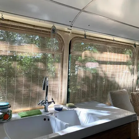 Magic Roof Bus With Big Bath In The Tree Forest! * Mimizan