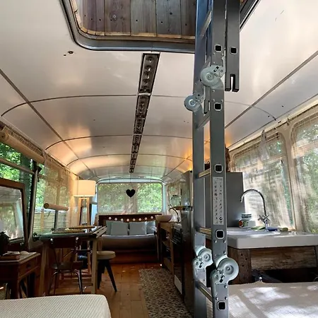Magic Roof Bus With Big Bath In The Tree Forest! * Mimizan